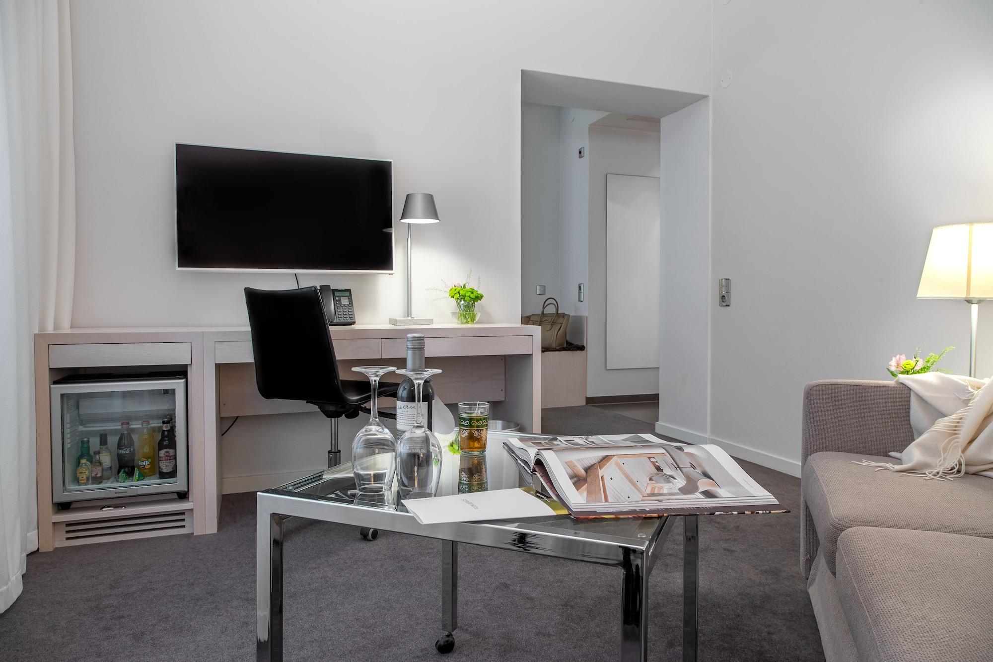 Hotel Riverton 4*